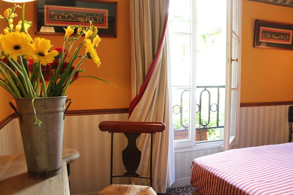 Saint Sulpice Apartment *