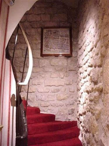 Apartment Saint Sulpice Paris
